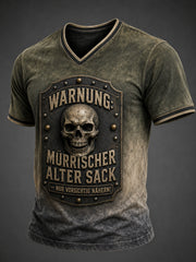 Männerwarnung: mürrischer alter Sack – nur vorsichtig nähergehen! T-Shirt mit V-Ausschnitt